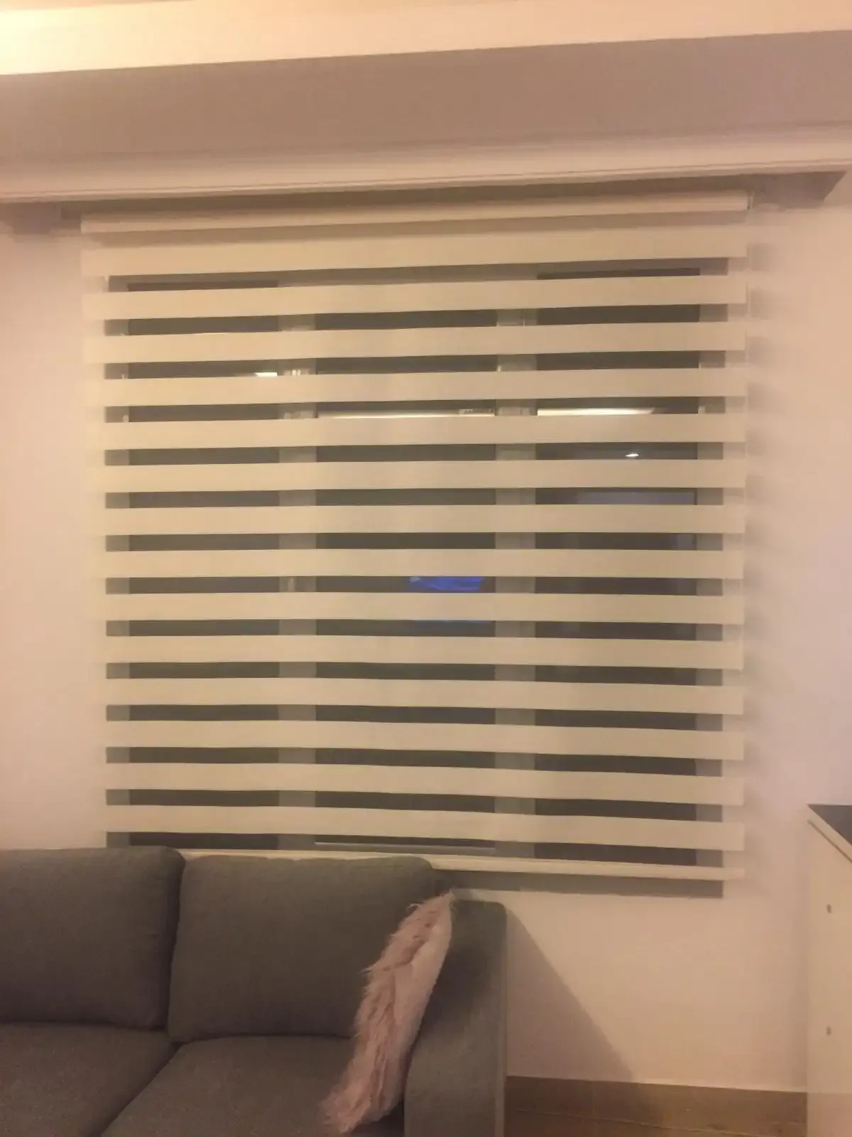 تصميم وتركيب ستائر رول الكويت