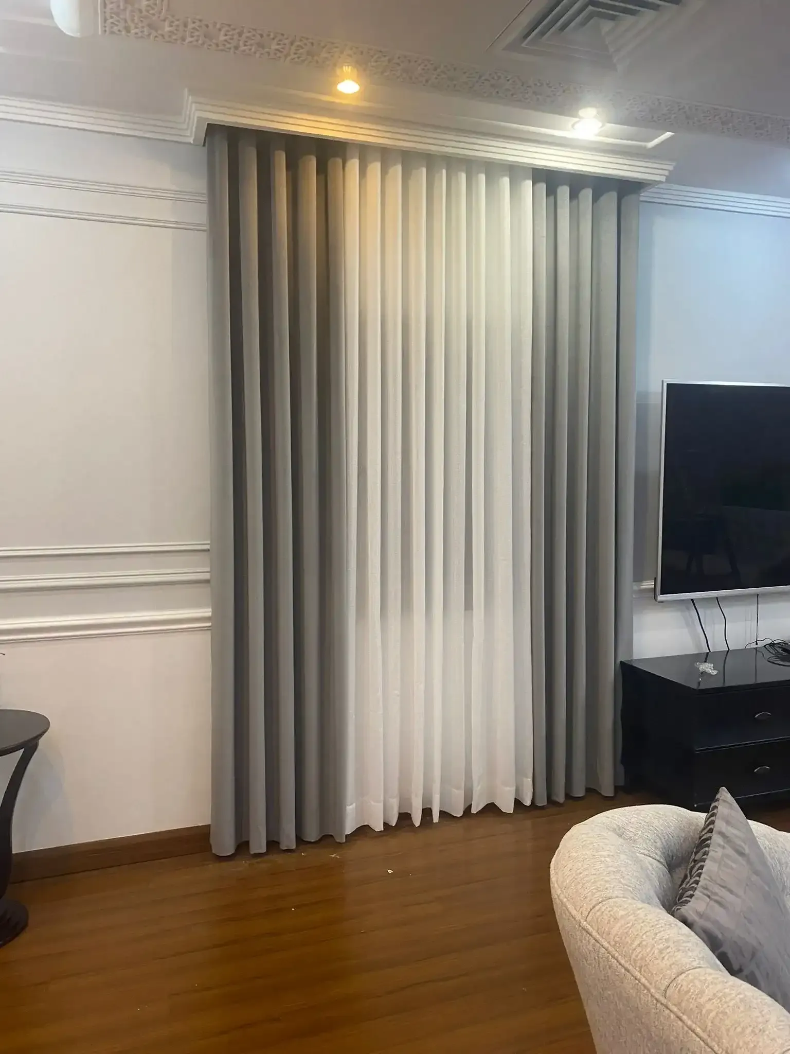 تصميم وتركيب ستائر رول الكويت